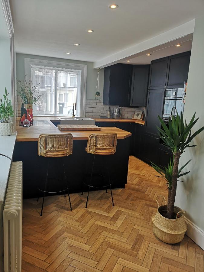 틴머스 Victorian Beach House With Parking 빌라 외부 사진