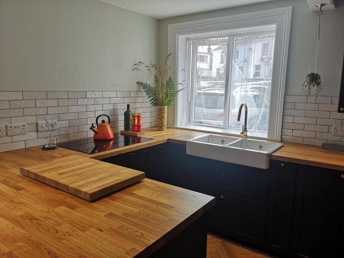 틴머스 Victorian Beach House With Parking 빌라 외부 사진